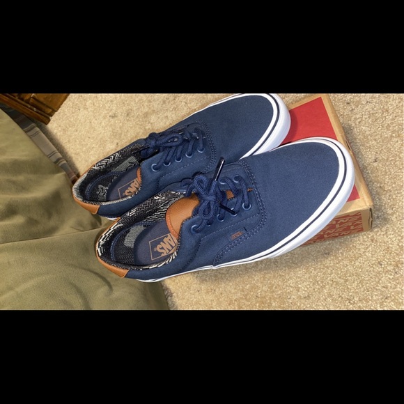Vans Era BRAND NEW - Picture 2 of 4